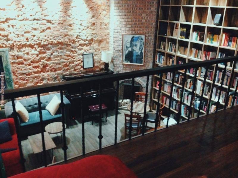 Tranquil Books & Coffee