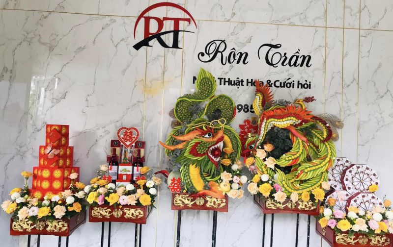 Tráp lễ cưới hỏi Rôn Trần