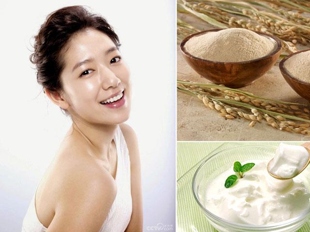 Trị mụn đầu đen bằng cám gạo