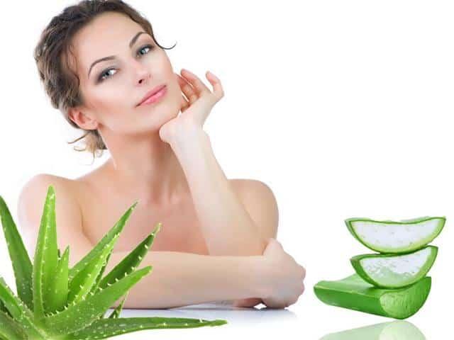 Trị mụn bằng nha đam
