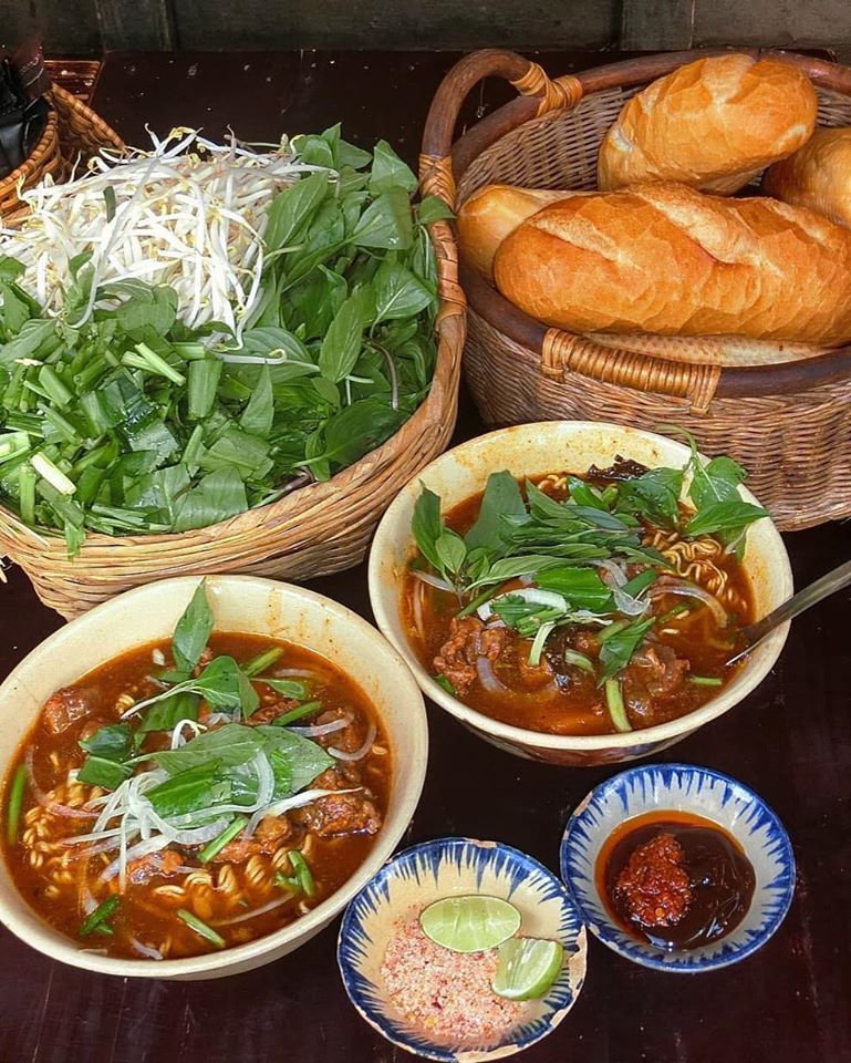 Trí Võ - Bò Kho & Gỏi Cuốn