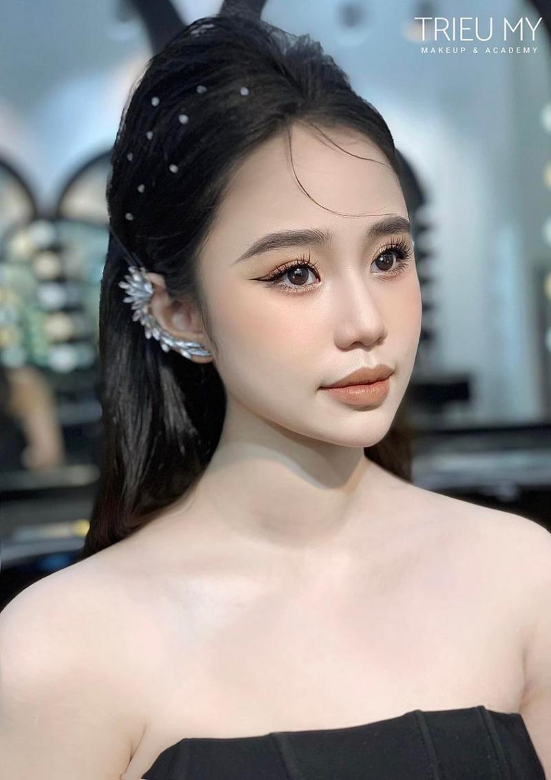 Trieu My Makeup & Academy