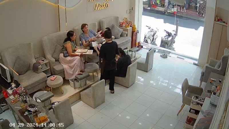 Trinh Kelly Nail