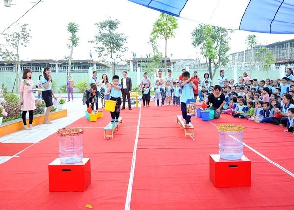 Trò chơi: Gánh nước thi