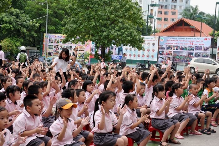 Trò chơi: Mưa rơi