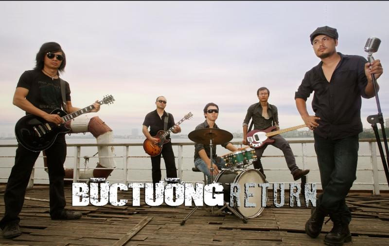 5 thành viên của ban nhạc Bức Tường