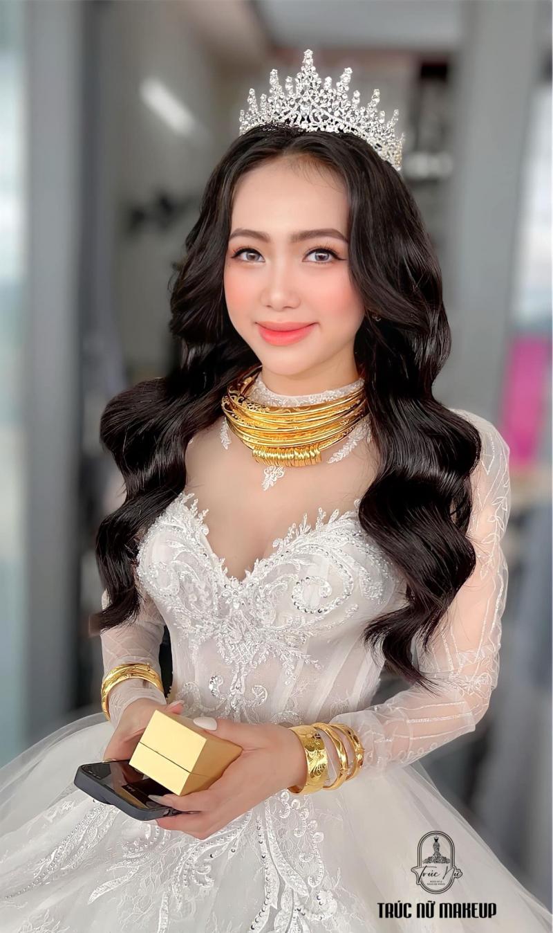 Trúc Nữ MakeUp