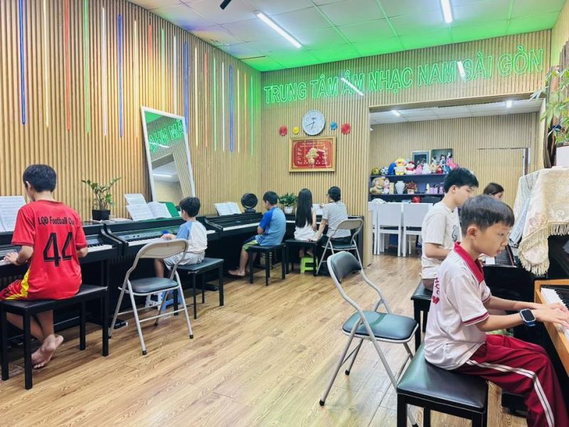 Trung Tâm Âm Nhạc Nam Sài Gòn
