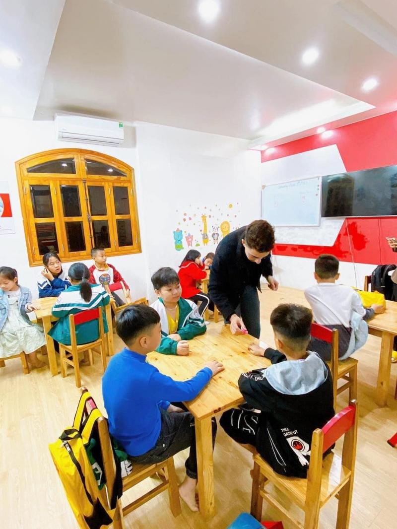 Trung tâm Anh ngữ AD English Yên Bái