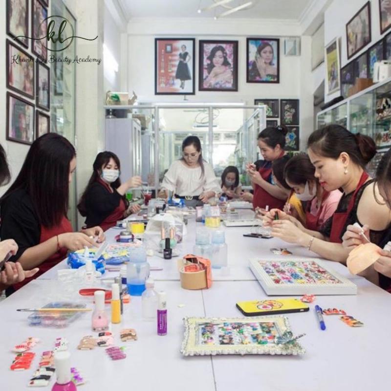 Trung Tâm Đào Tạo Dạy Nghề Thẩm Mỹ Nails Khánh Ly