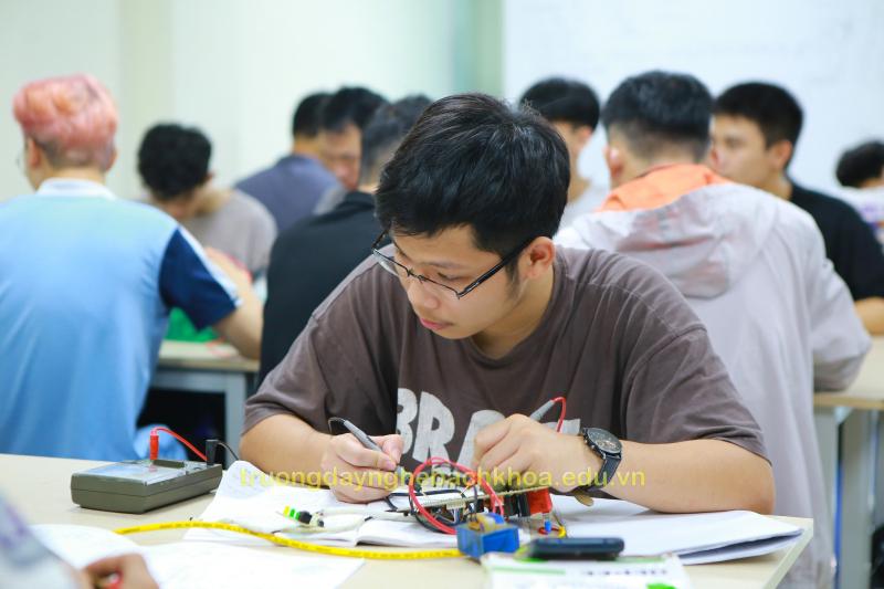 Trung tâm đào tạo nghề Bách Khoa