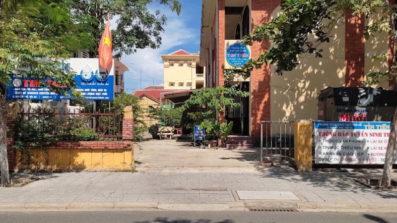 Trung tâm đào tạo nghề Tin Tiến