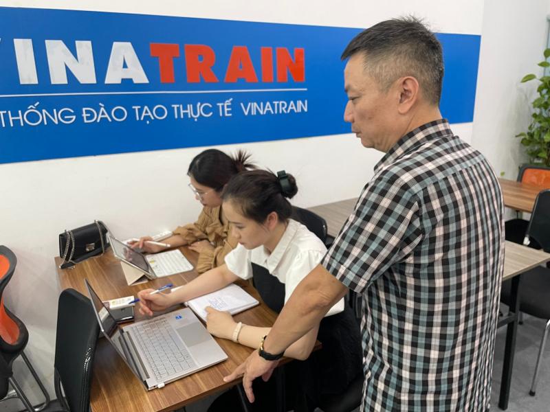 Trung Tâm Đào Tạo Thực Tế Chất Lượng Cao - VinaTrain Việt Nam