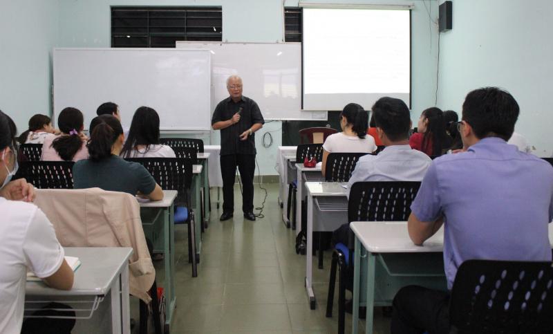 Trung tâm Đào tạo và Phát triển Nguồn nhân lực