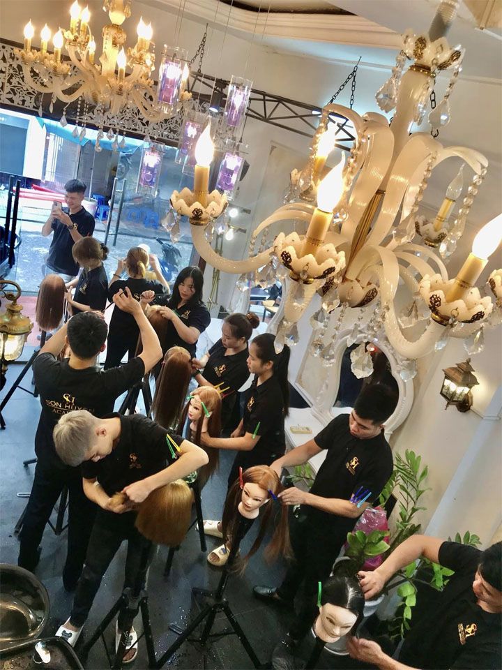 Trung tâm dạy nghề tóc Sơn Huyền