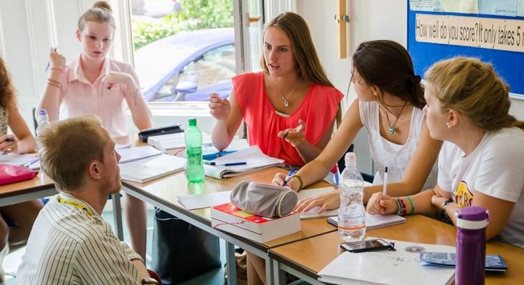 Trung tâm dạy tiếng Đức Halo Education