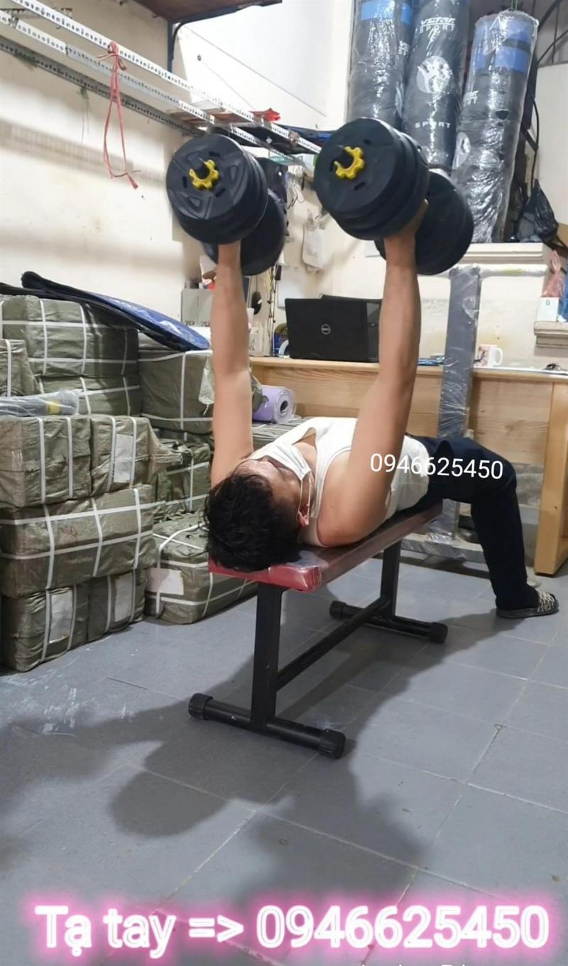Trung tâm dụng cụ thể thao HC