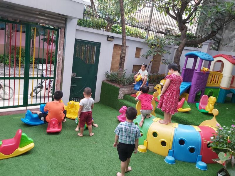 Trung tâm Hoa Cúc Trắng