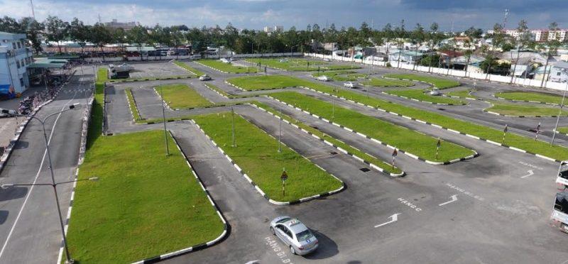 Trung tâm học lái ô tô B2 & C