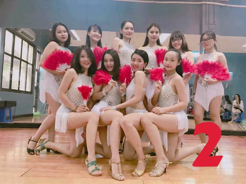 Le Cirque Dance Studio