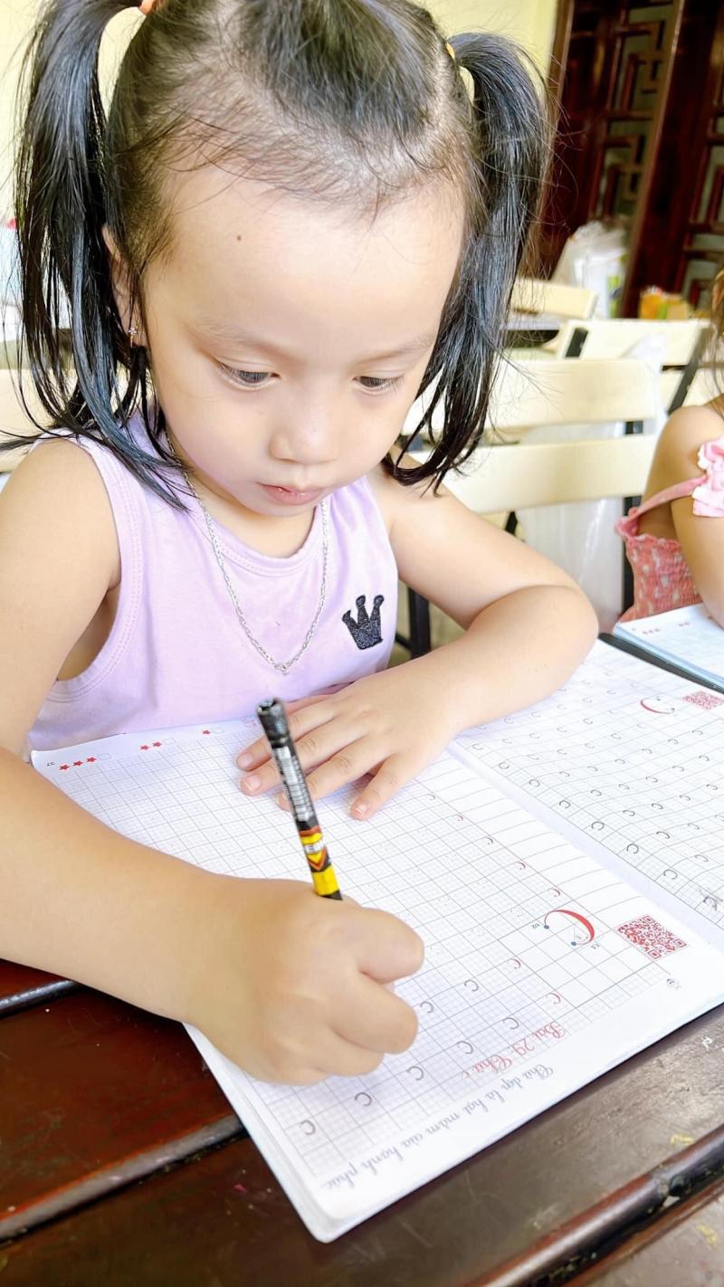 Trung tâm luyện chữ đẹp Châu Ngân
