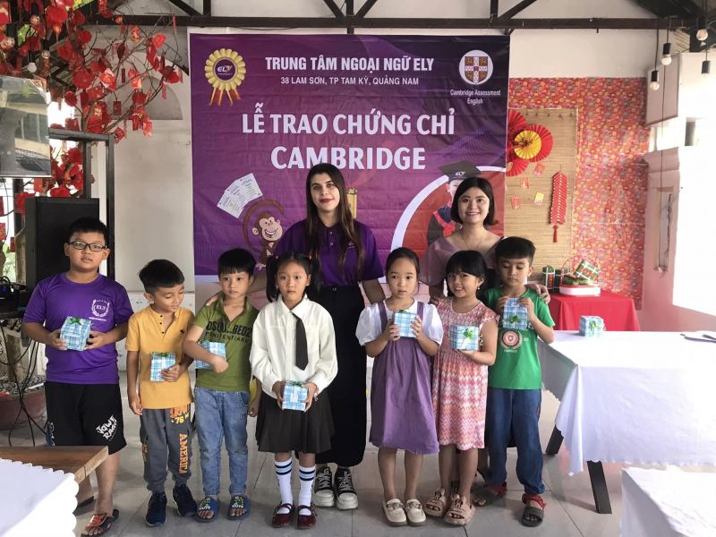 Trung tâm Ngoại ngữ ELY