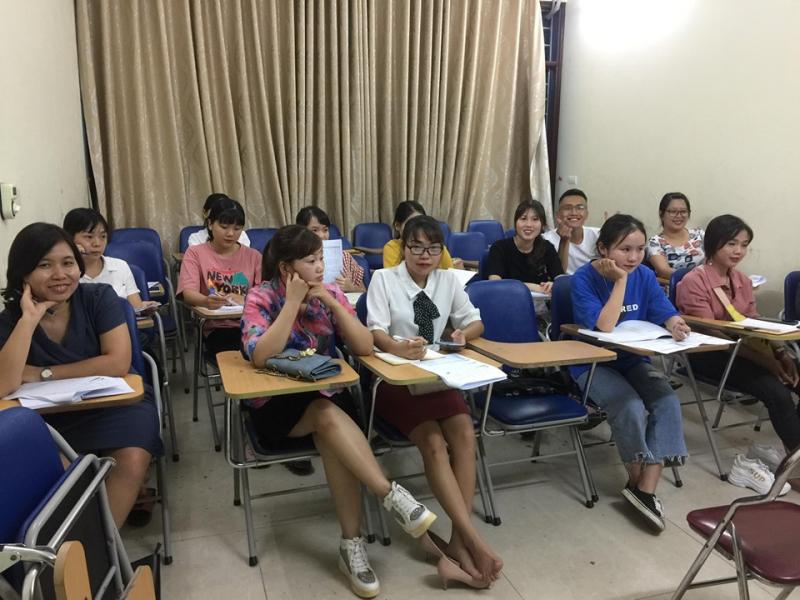 Trung tâm ngoại ngữ Full House