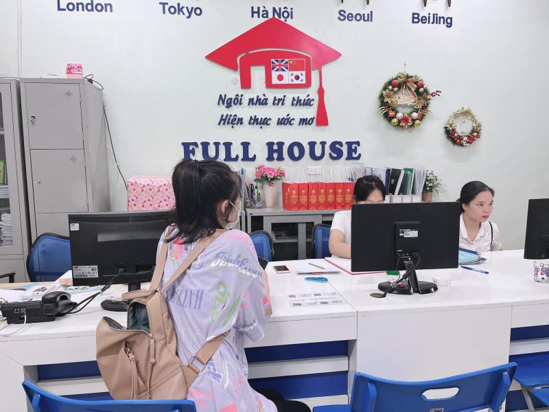 Trung tâm ngoại ngữ Full House