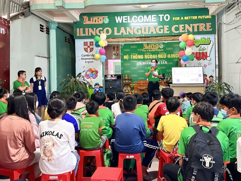 Trung tâm Ngoại ngữ iLingo