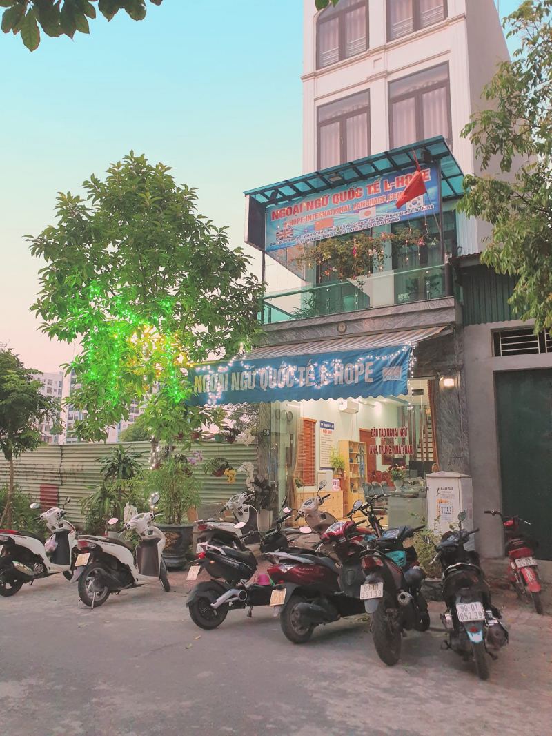 Trung tâm ngoại ngữ quốc tế L-Hope