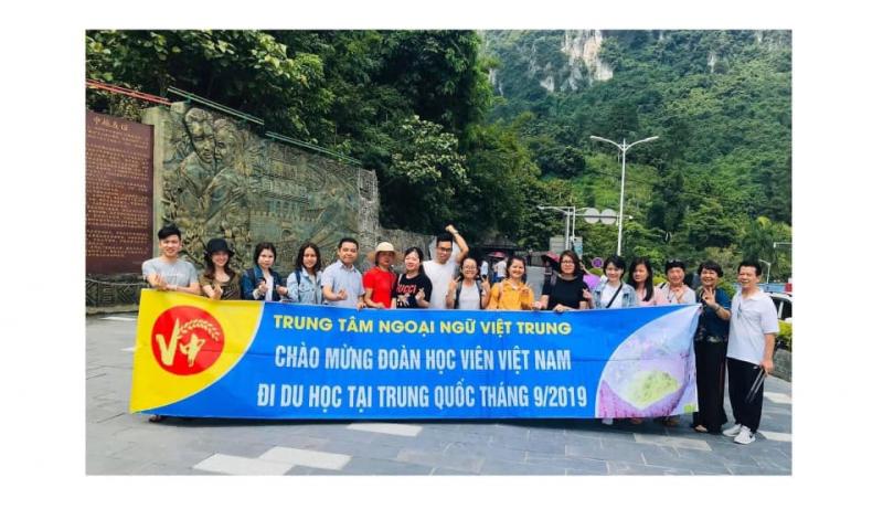 Trung tâm ngoại ngữ Việt Trung Huế