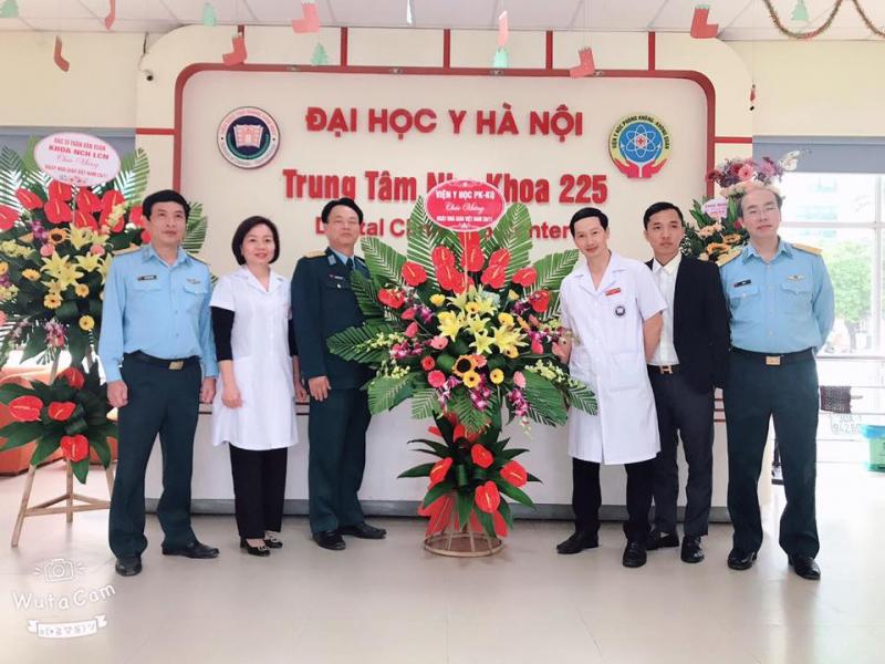 Trung Tâm Nha Khoa 225