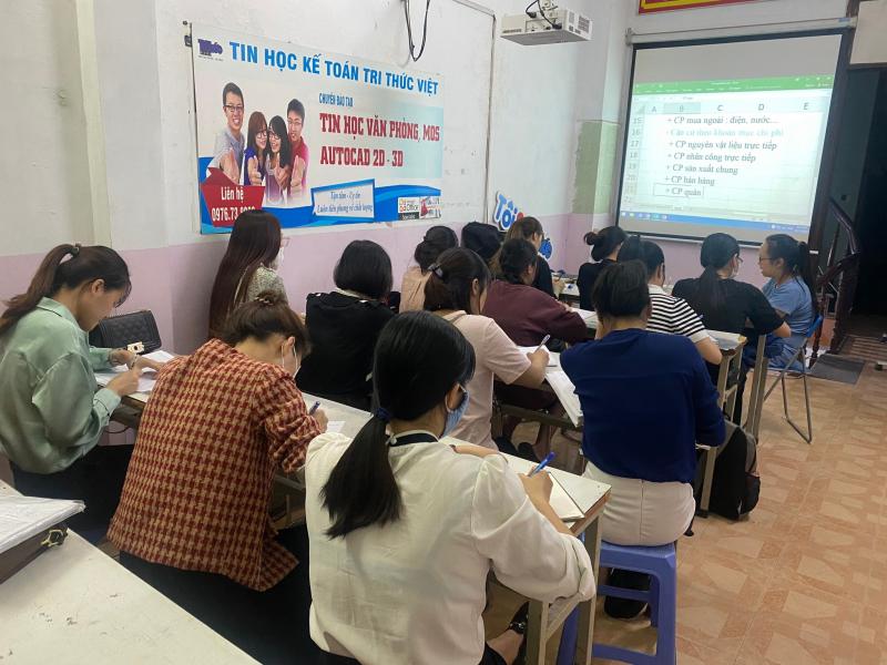 Tri Thức Việt﻿