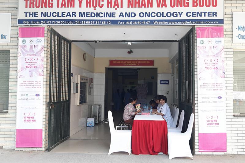 Trung tâm Y học hạt nhân và Ung bướu - Bệnh viện Bạch Mai
