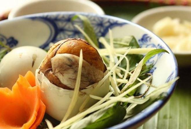 Trứng vịt lộn ở Việt Nam