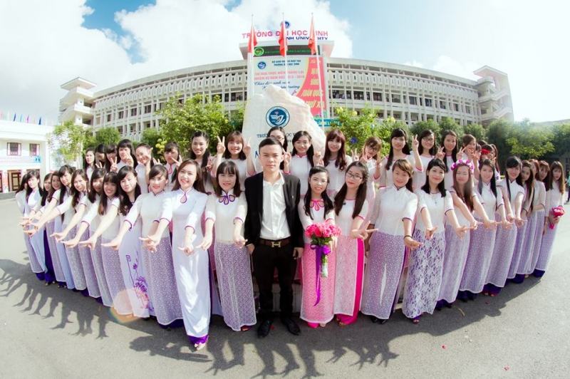 Trước sảnh nhà A0