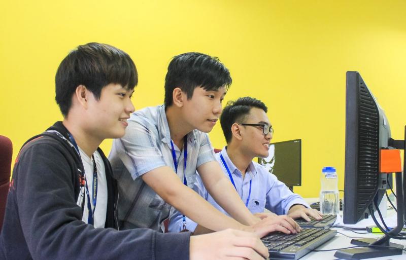 Trường Cao đẳng Bách Khoa