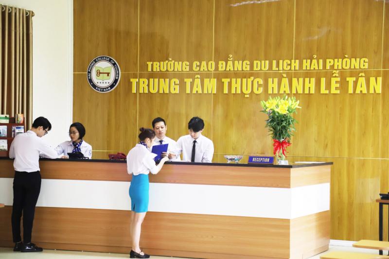 Trường cao đẳng du lịch Hải Phòng