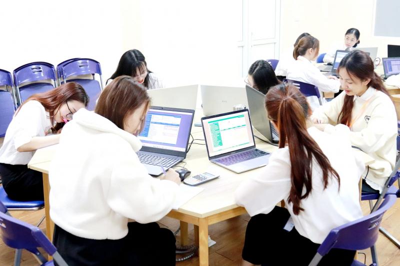 Trường CĐ Kinh tế Công nghiệp HN