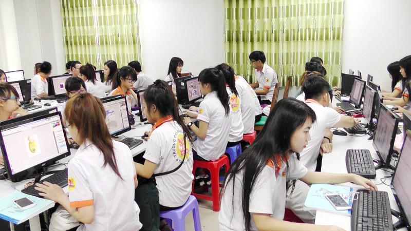Trường Cao đẳng Viễn Đông