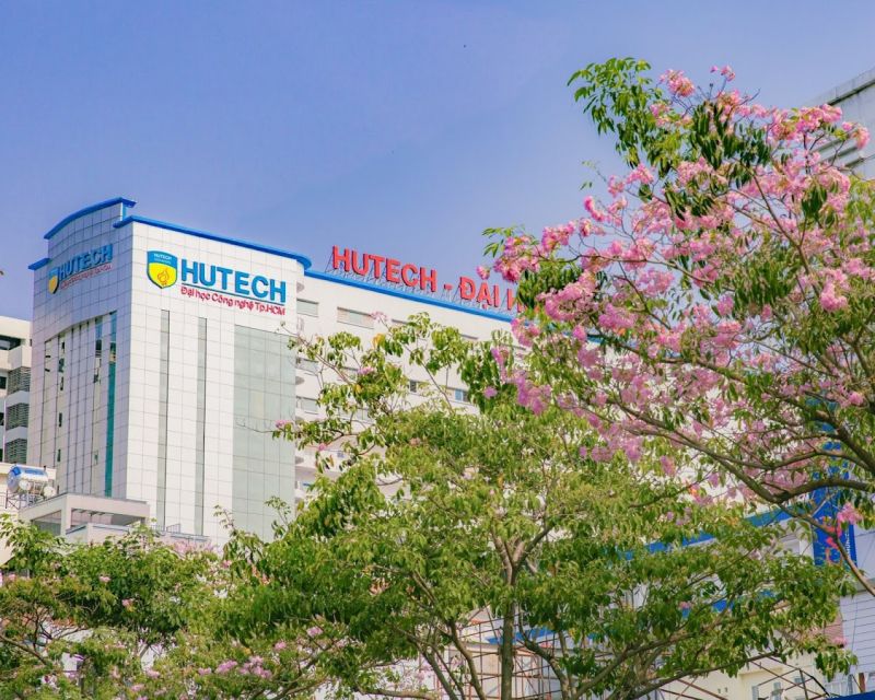 Trường Đại Học Công nghệ TPHCM (HUTECH)