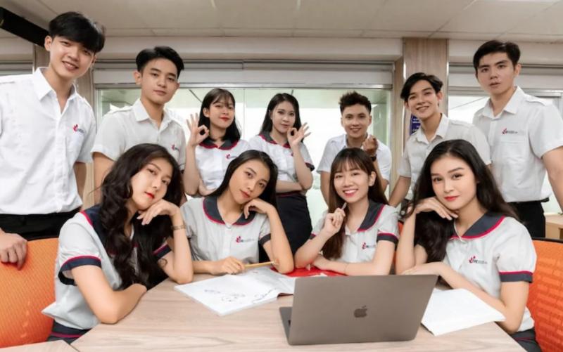 Đồng phục của sinh viên trường Đại học Công nghiệp TP HCM