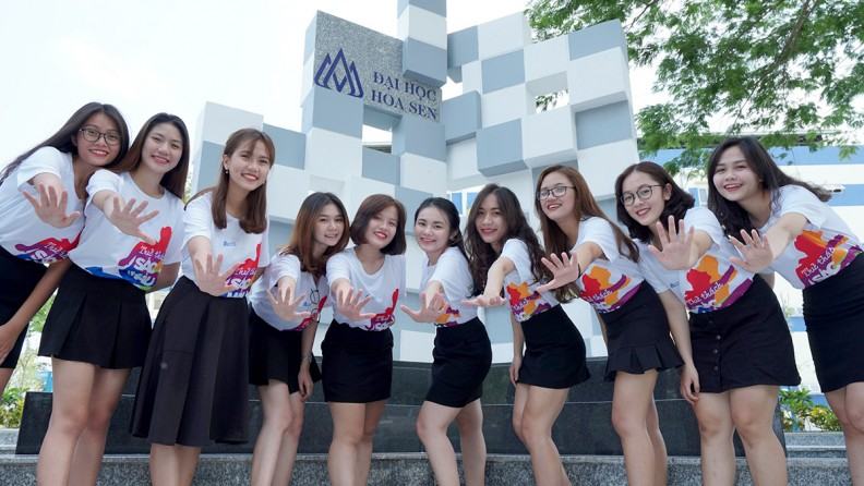 Sinh viên trường Đại học Hoa Sen