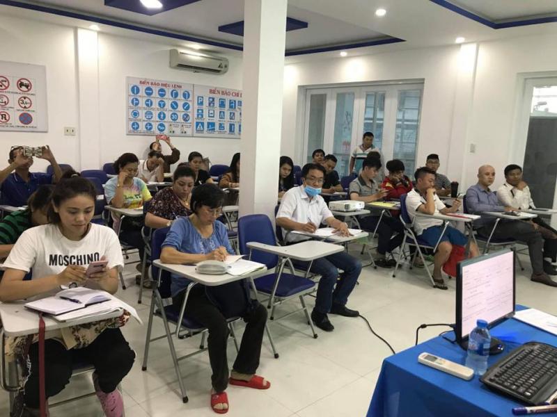 Trường Dạy Lái Xe Thế Giới