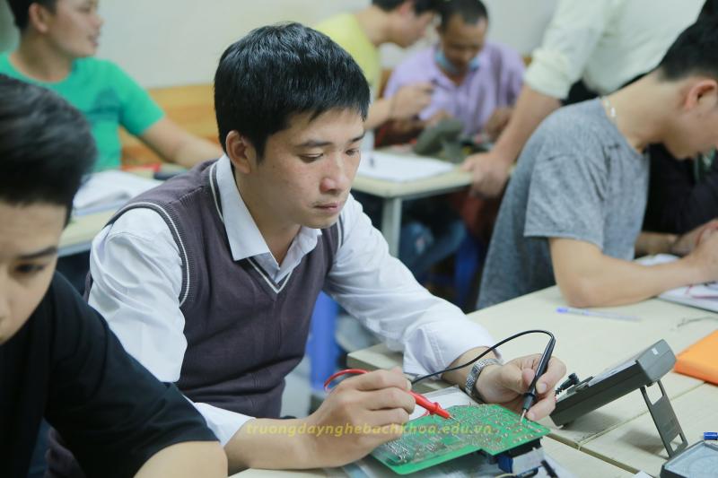 Trường dạy nghề Bách khoa Hà Nội