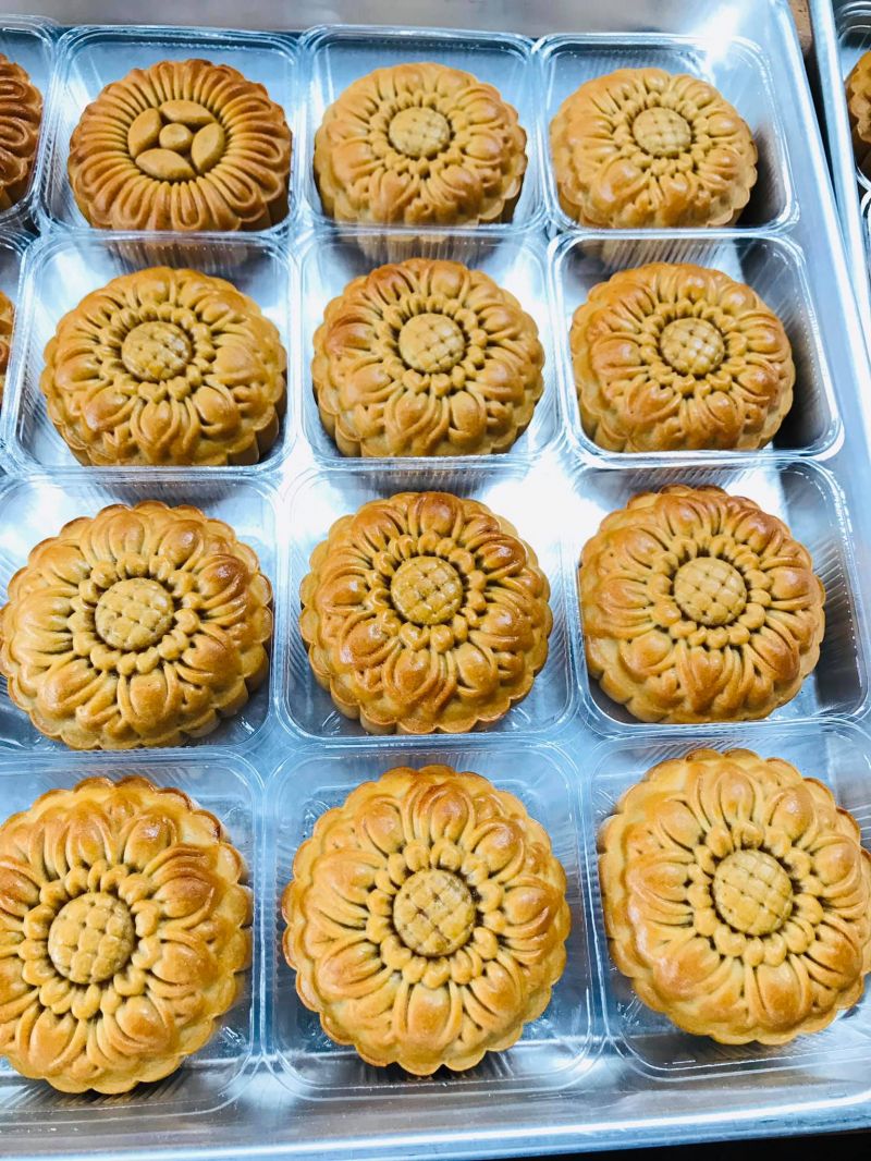 Bánh Trung thu cô Ly