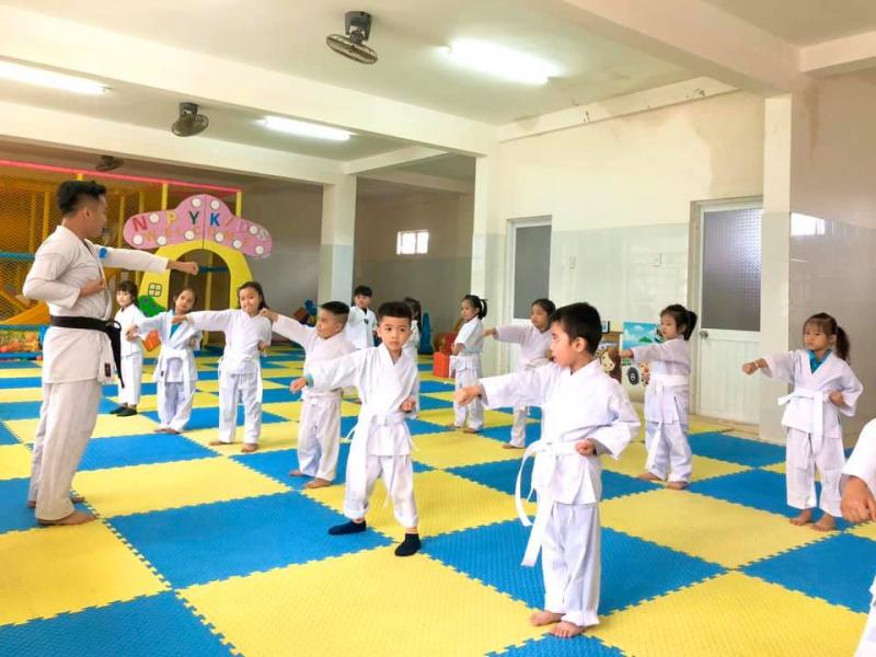 Trường Liên Cấp Mầm Non - Phổ Thông Sao Việt