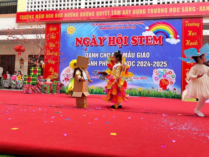 Trường mầm non 8/3