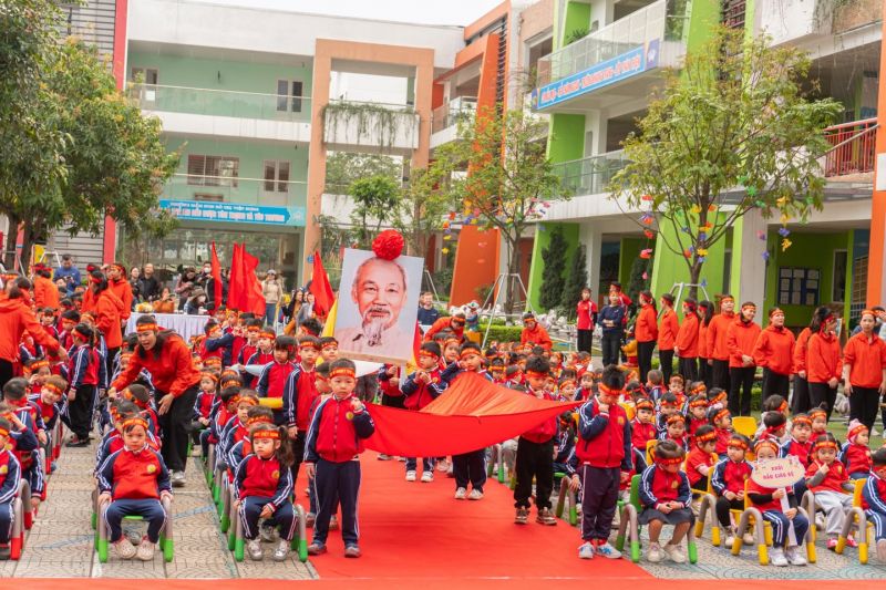 Trường mầm non Chất lượng cao Đô thị Việt Hưng