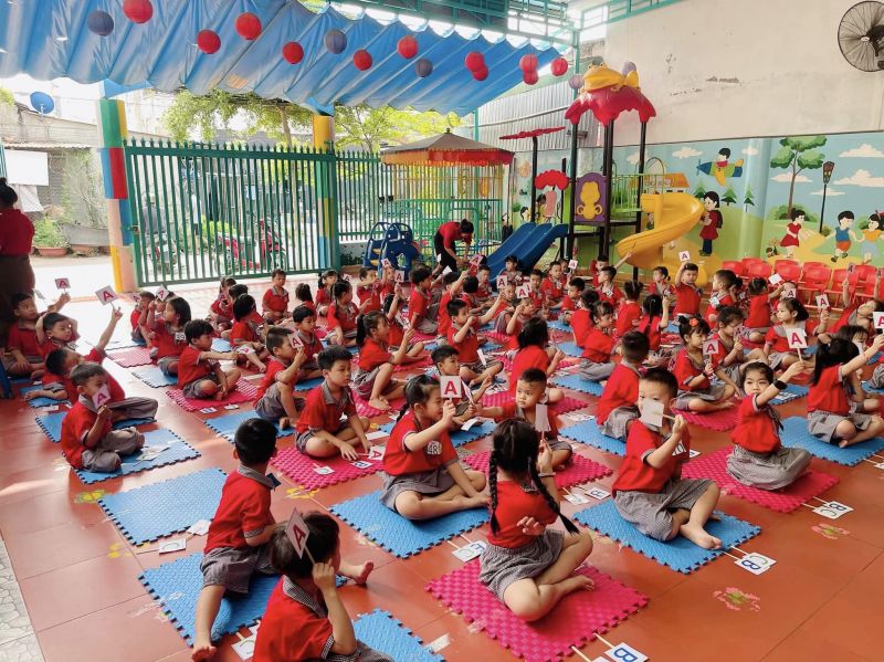 Trường mầm non Chích Bông